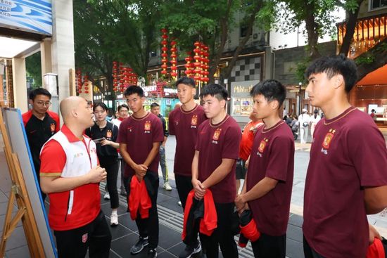 亚洲区欧美中文字幕久久